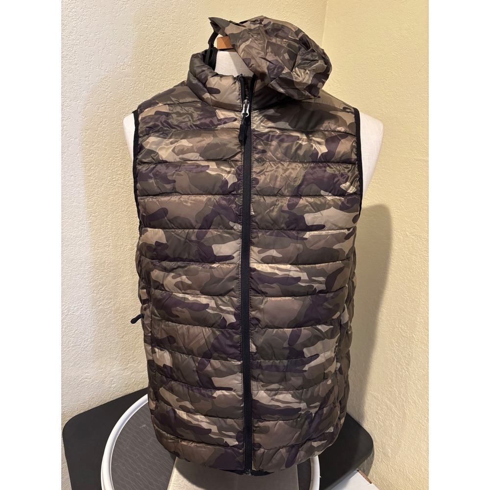 Club Room Performance Mens Camo Puffer Vest Water Resistant Packable Medium